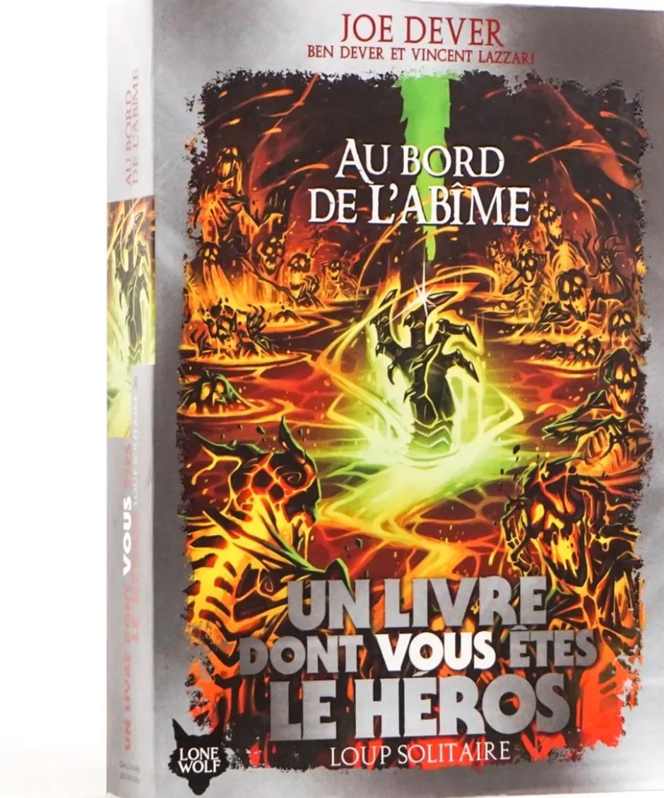 Loup Solitaire 30 : Au bord de l'abîme