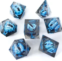 Set de dés - angles acérés - Oeil de Dragon Bleu dans dé Bleu Pâle