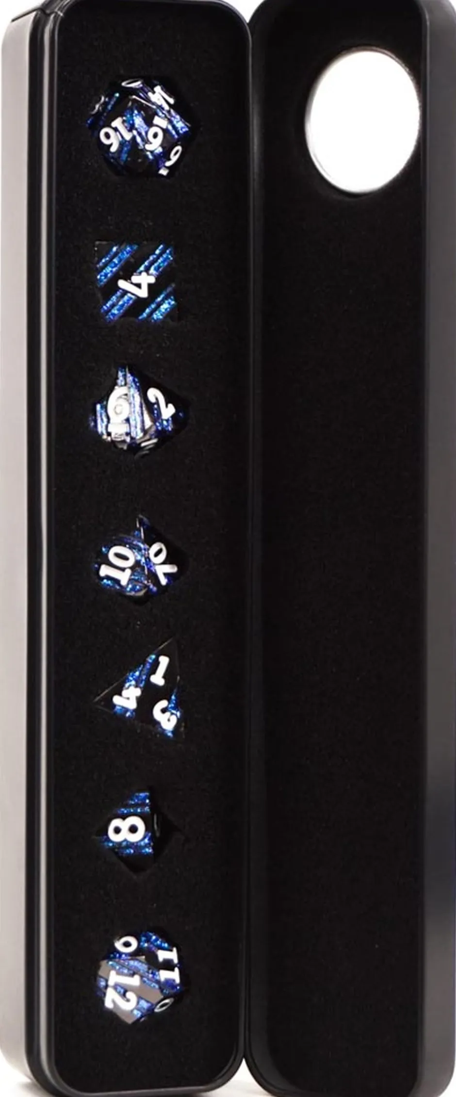 Set de dés métalliques rayés : noir et bleu