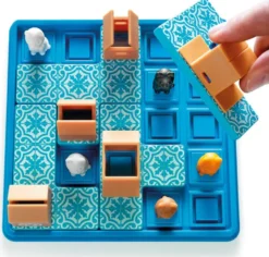 Smart Games : Chats Tournent En Rond